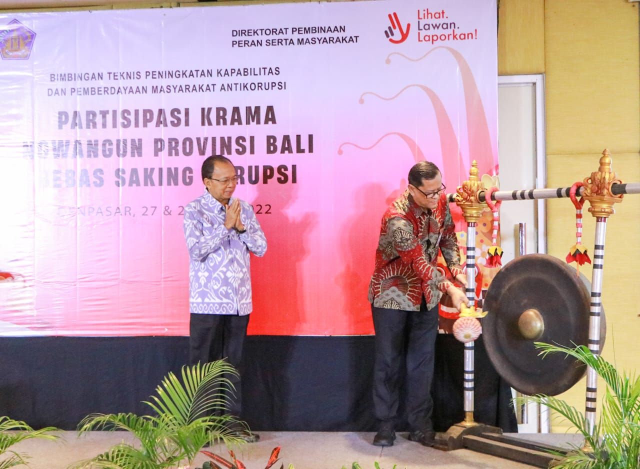 podiumnews.com-Cegah Korupsi, Gubernur Bali Ajak KPK Gadeng Desa Adat 